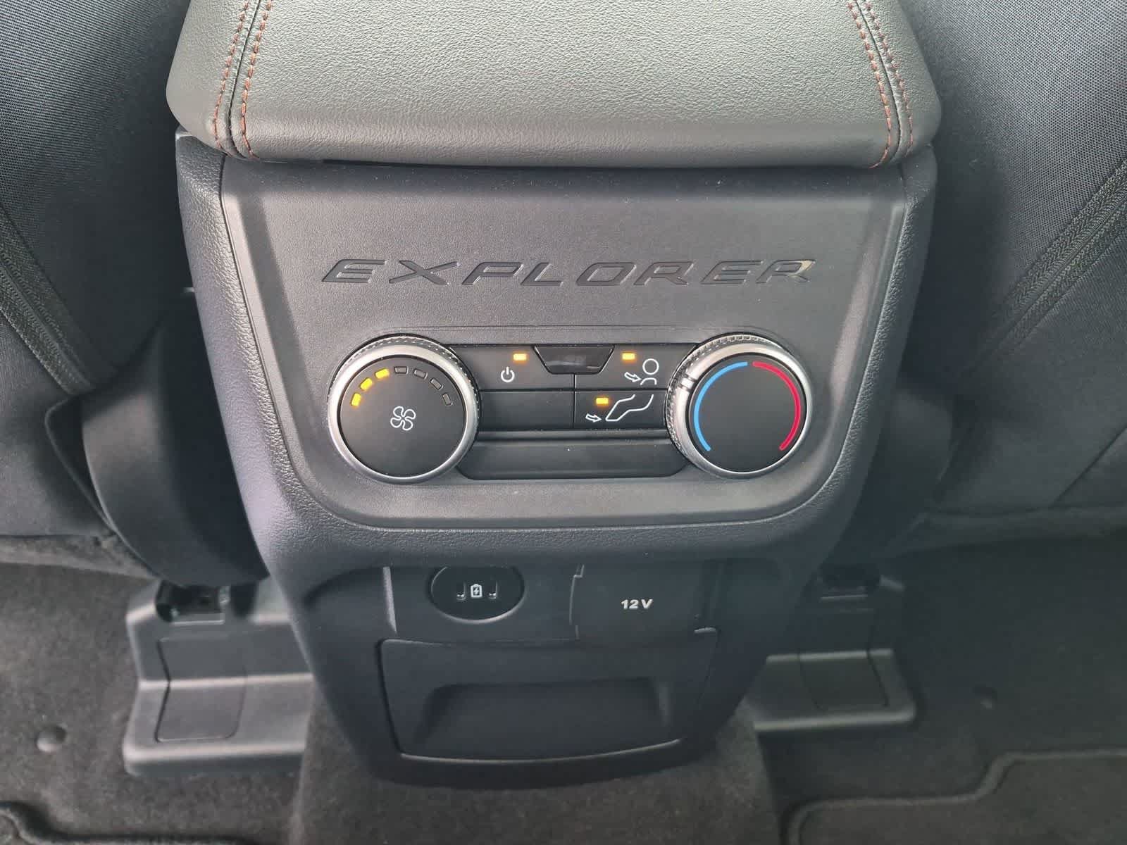 New 2025 Ford Explorer Active RWD image 21