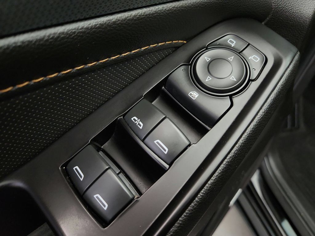 Used 2020 Chevrolet Traverse Premier w/ Redline Edition AWD/4WD image 27