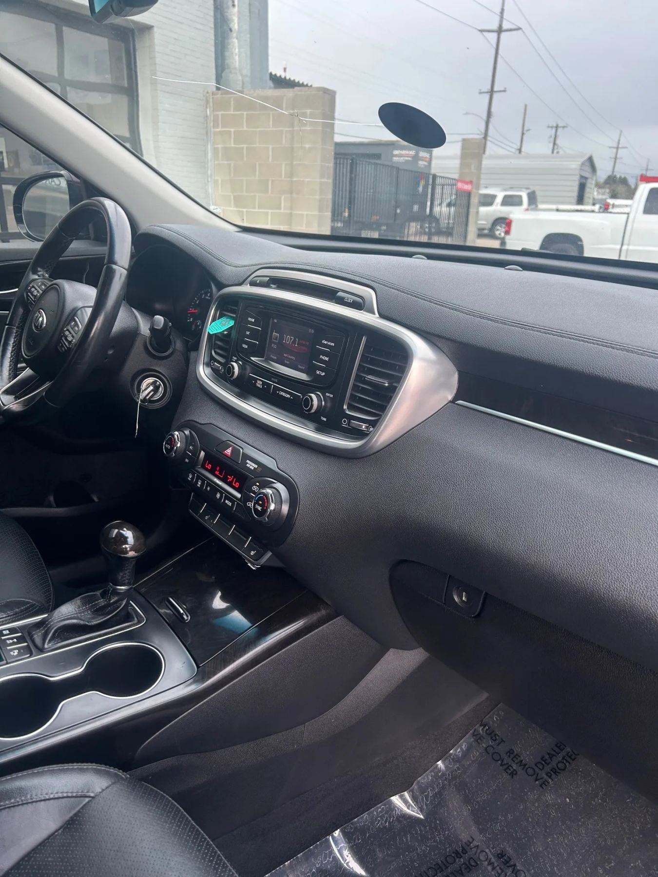 Used 2016 Kia Sorento EX image 7