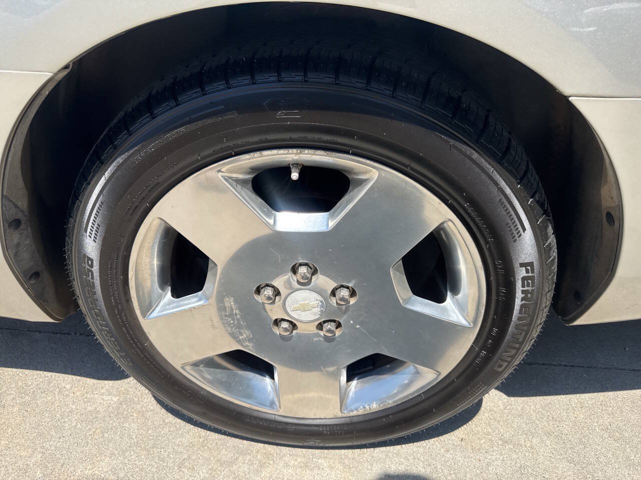 Used 2006 Chevrolet Impala SS FWD image 24