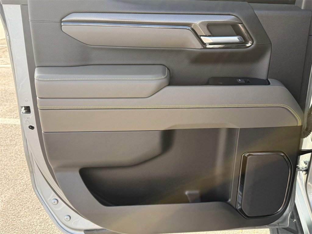 Used 2023 Chevrolet Silverado 1500 ZR2 w/ Technology Package image 22