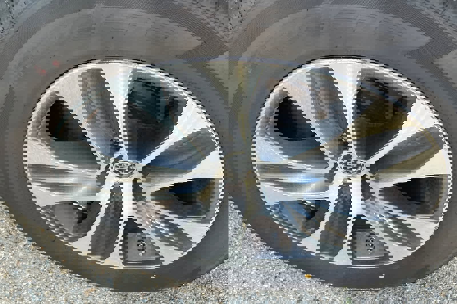 Used 2023 Toyota Highlander XLE image 15