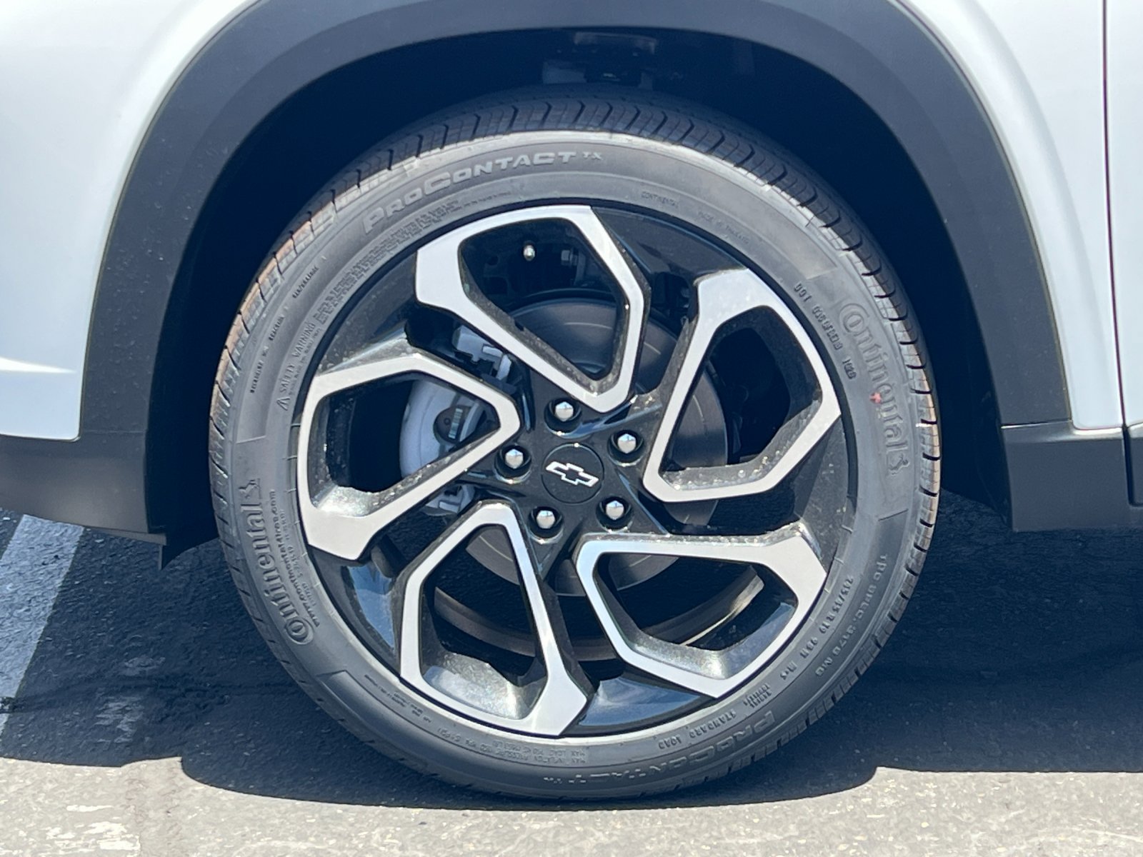New 2026 Chevrolet Trax RS w/ Driver Confidence Package FWD image 25