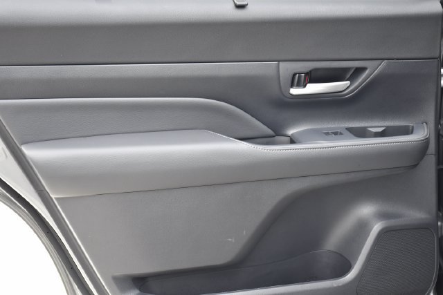 Used 2026 Toyota Grand Highlander AWD Hybrid image 25