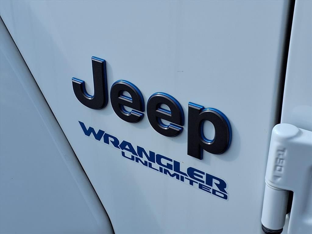Used 2022 Jeep Wrangler Unlimited Rubicon 4xe w/ Steel Bumper Group image 20