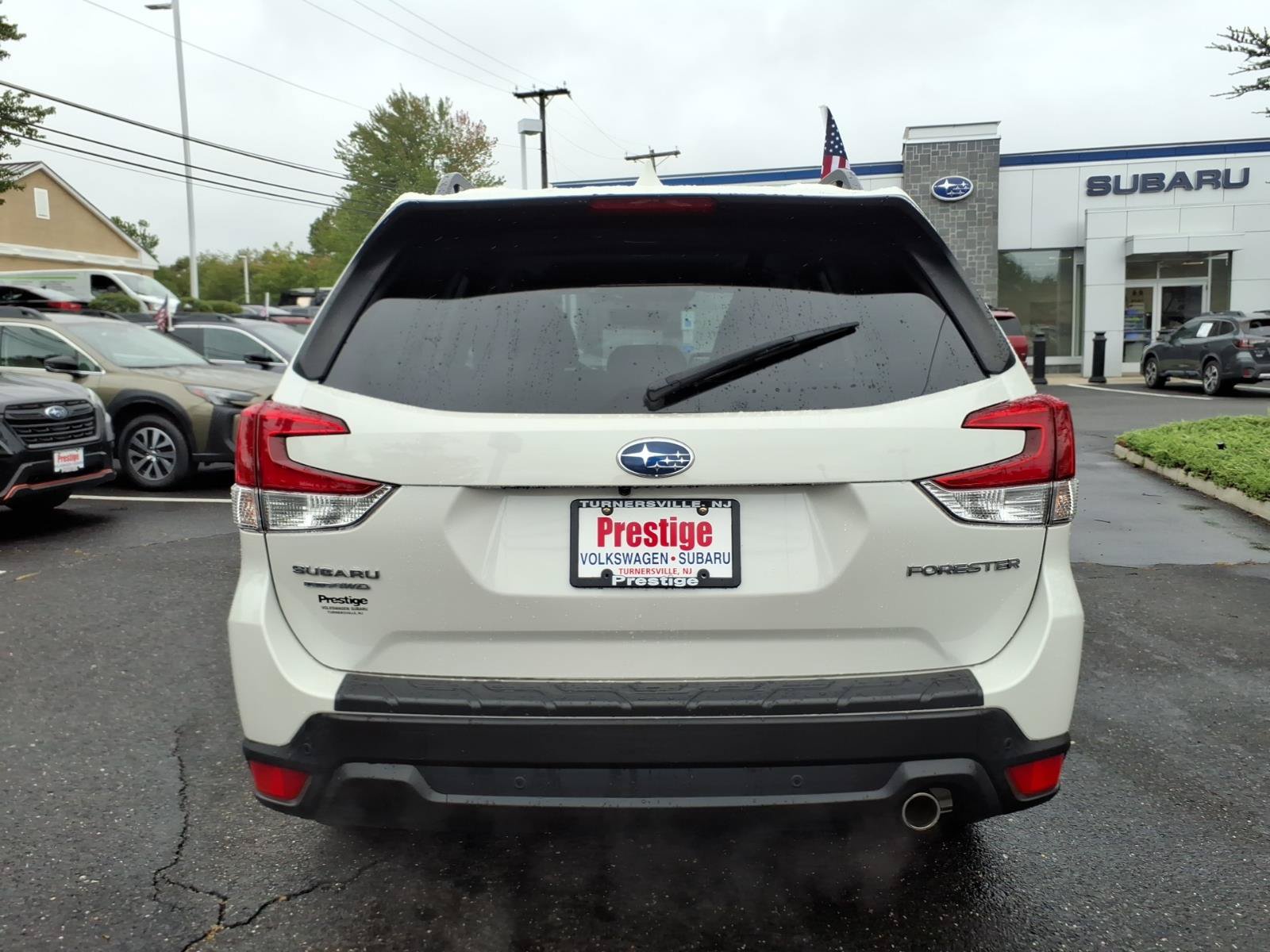Certified 2023 Subaru Forester Limited w/ Popular Package #2 AWD/4WD image 3
