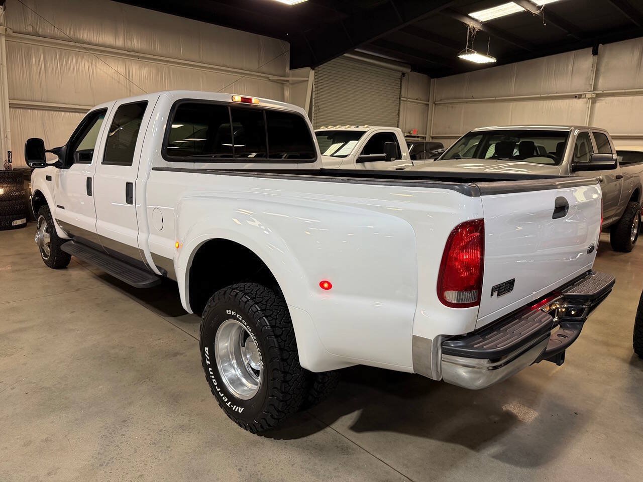 Used 2000 Ford F350 XLT AWD/4WD image 3