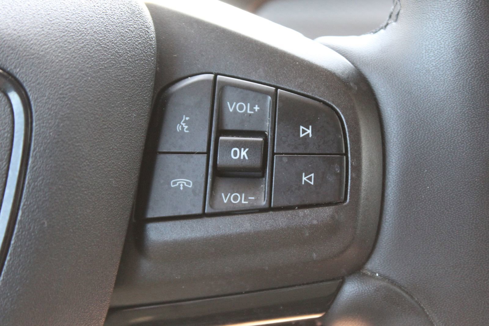 Used 2023 Ford Mustang Mach-E Premium AWD/4WD image 28