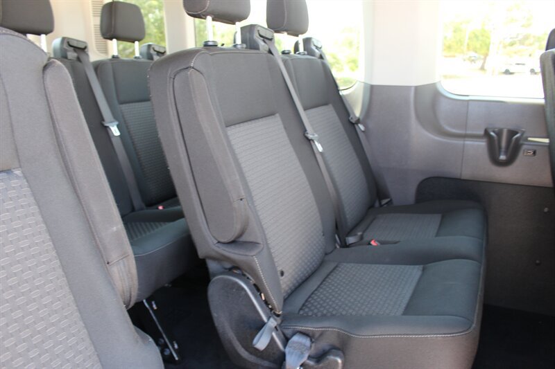 Used 2023 Ford Transit 350 XLT RWD image 17