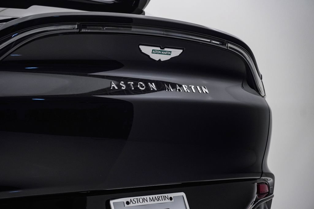 Used 2025 Aston Martin DBX 707 AWD/4WD image 12