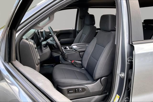 Used 2021 Chevrolet Silverado 1500 RST image 15