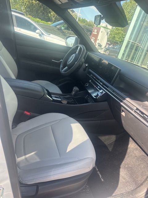 Used 2025 Hyundai Santa Cruz SEL AWD/4WD image 3