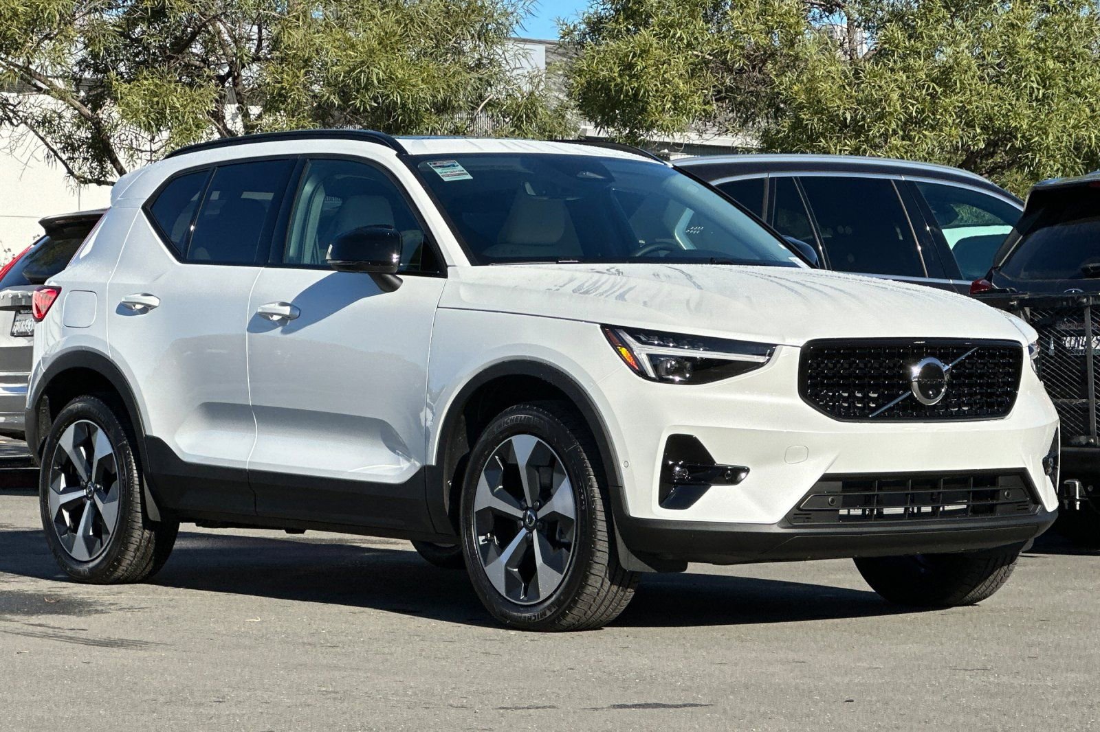 New 2026 Volvo XC40 B5 Plus w/ Protection Package Premier image 9