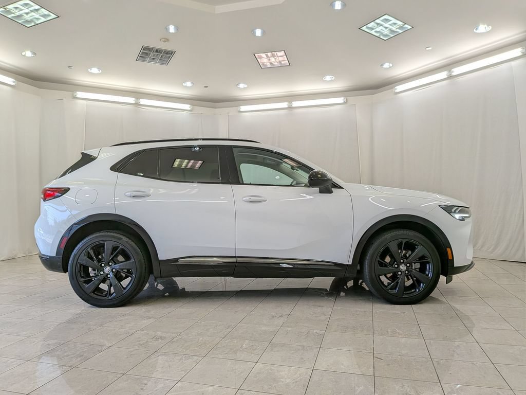 Used 2023 Buick Envision Essence w/ Sport Touring Package FWD image 11