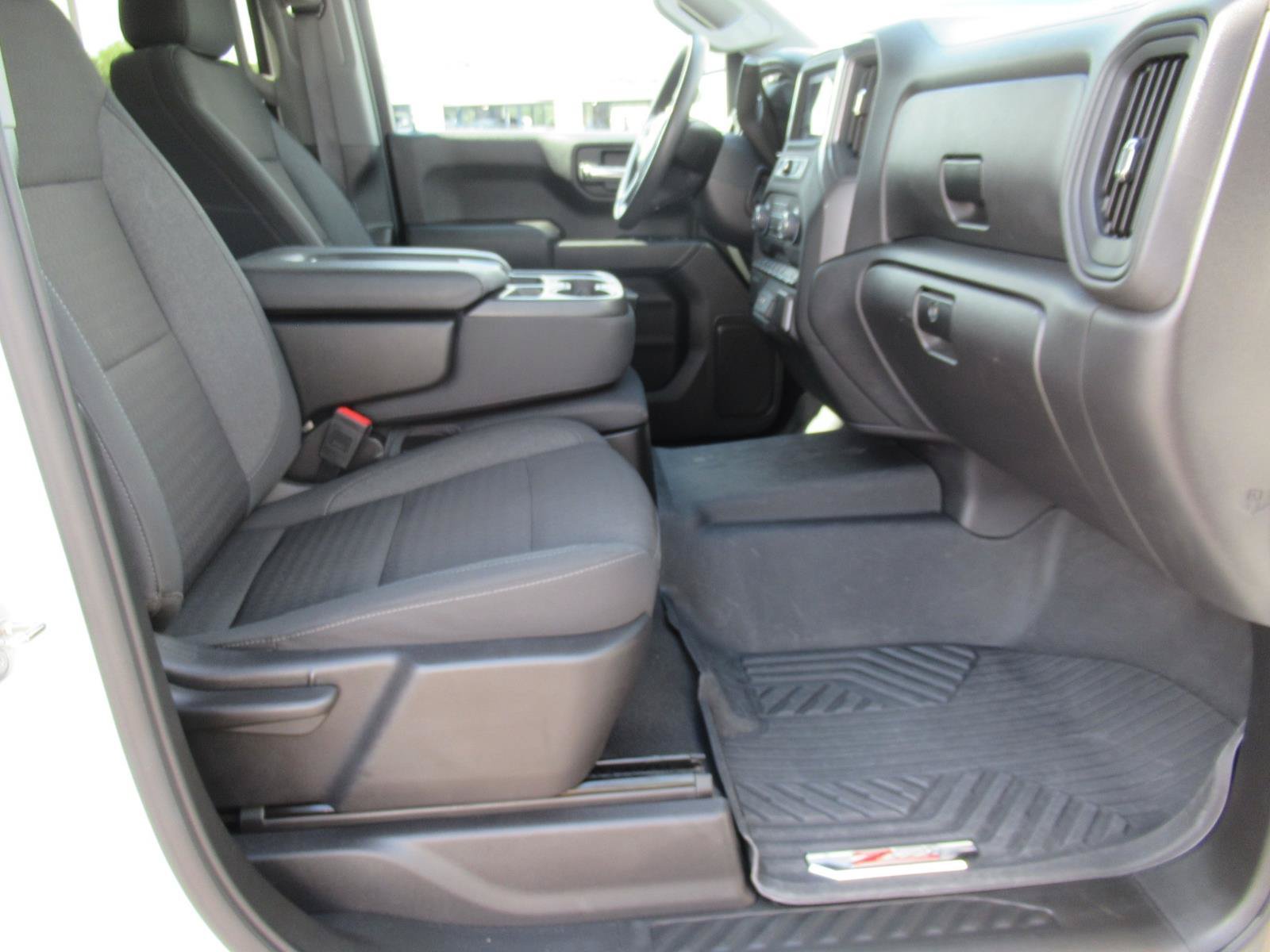 Used 2024 Chevrolet Silverado 1500 Custom Trail Boss w/ LPO, Dark Essentials Package AWD/4WD image 13