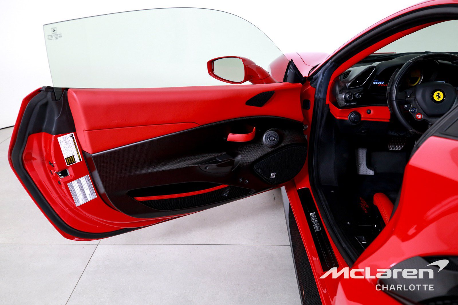 Used 2020 Ferrari 488 Pista Coupe RWD image 10