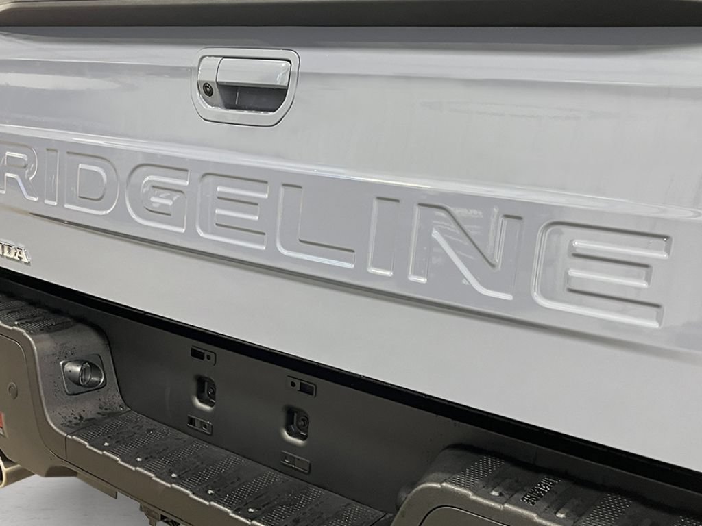 New 2026 Honda Ridgeline Black Edition image 6