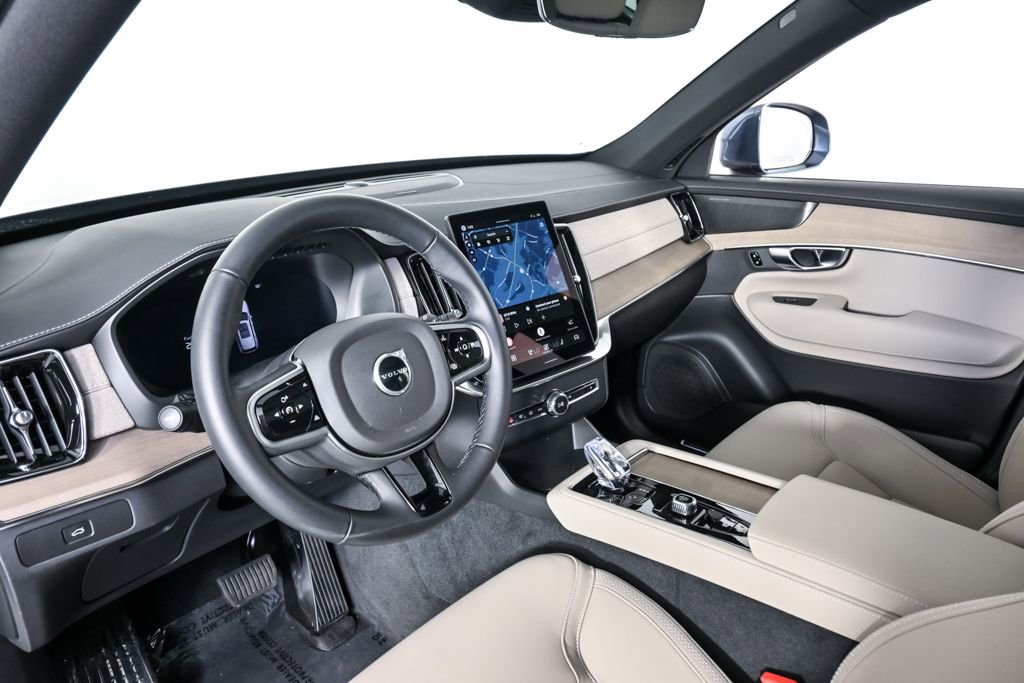 Certified 2026 Volvo XC90 B6 Plus w/ Protection Package Premier image 6