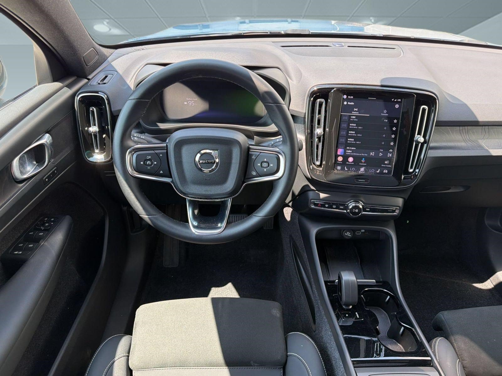 Certified 2023 Volvo C40 P8 Recharge Plus AWD/4WD image 29