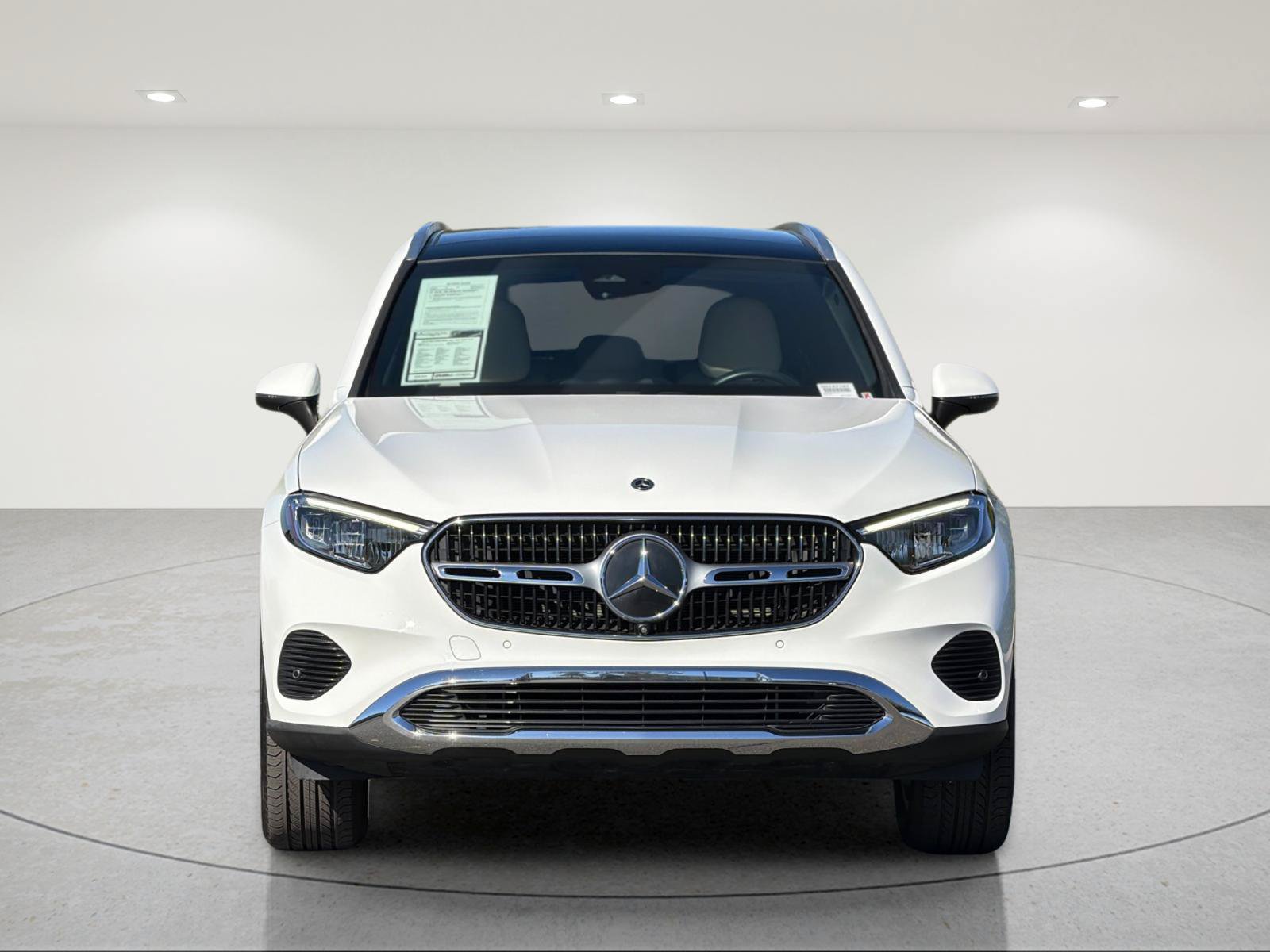 Used 2023 Mercedes-Benz GLC 300 4MATIC image 8