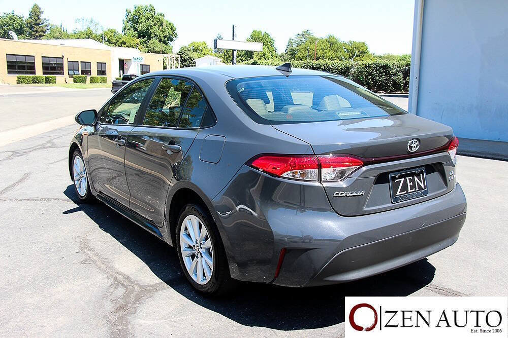 Used 2026 Toyota Corolla LE w/ LE Premium Package FWD image 6