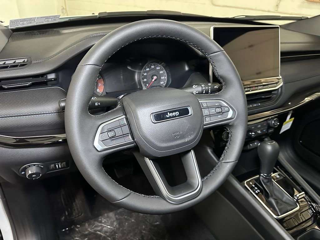 New 2026 Jeep Compass Limited image 20
