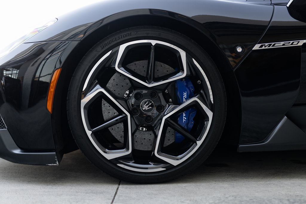 Used 2022 Maserati MC20 Coupe image 6