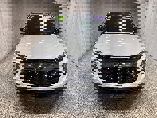 Used 2025 Chevrolet TrailBlazer RS w/ Convenience Package image 8