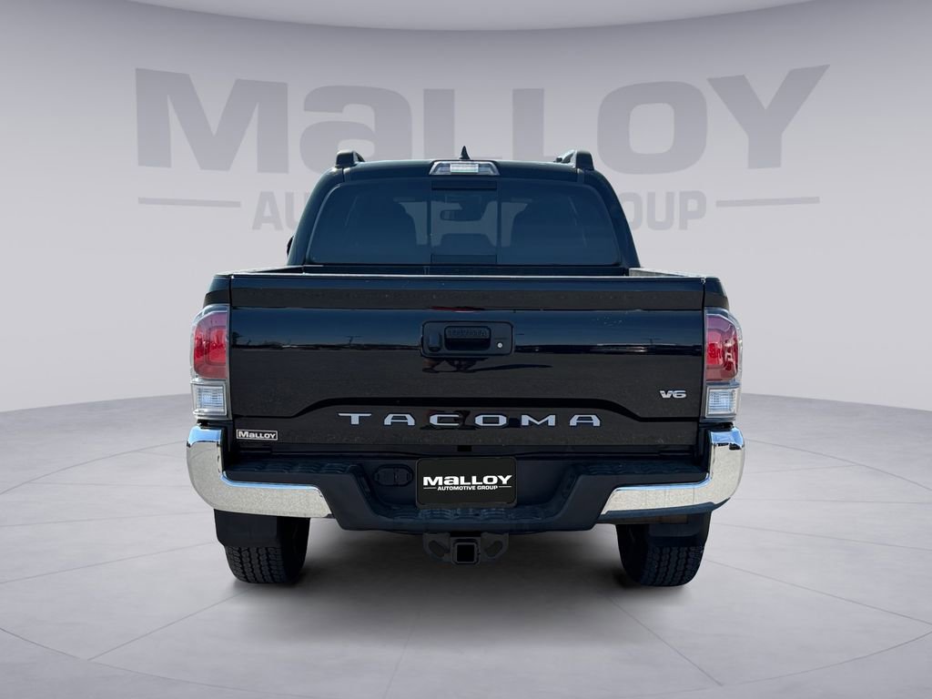 Used 2021 Toyota Tacoma TRD Off-Road AWD/4WD image 4
