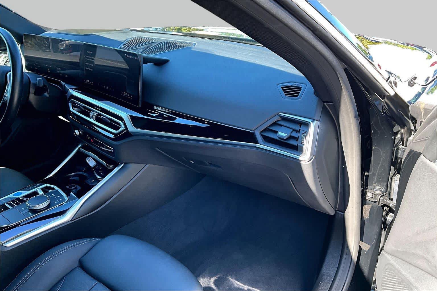 Used 2024 BMW i4 eDrive40 RWD image 18
