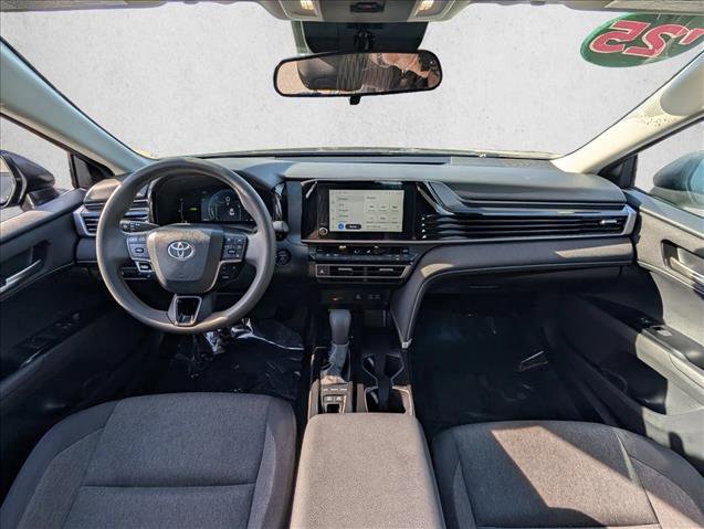 Used 2025 Toyota Camry LE image 17