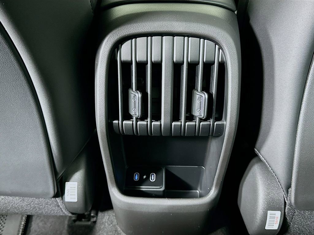 New 2026 Hyundai Kona Limited image 18