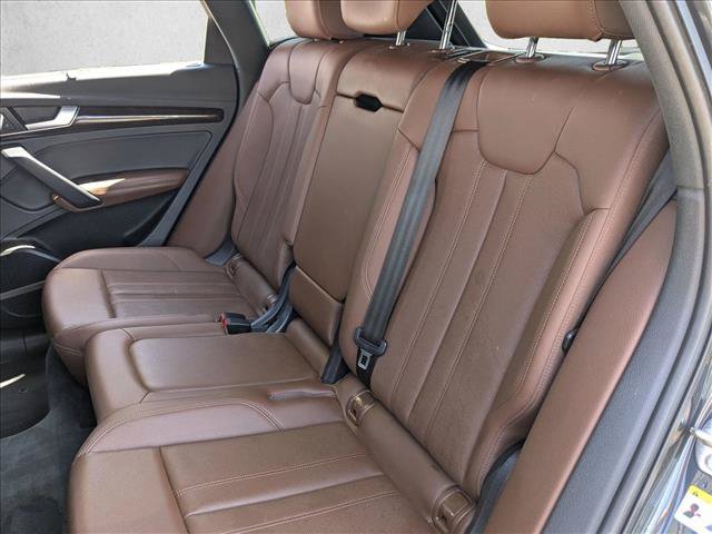 Used 2019 Audi Q5 2.0T Premium Plus w/ Premium Plus Package AWD/4WD image 21