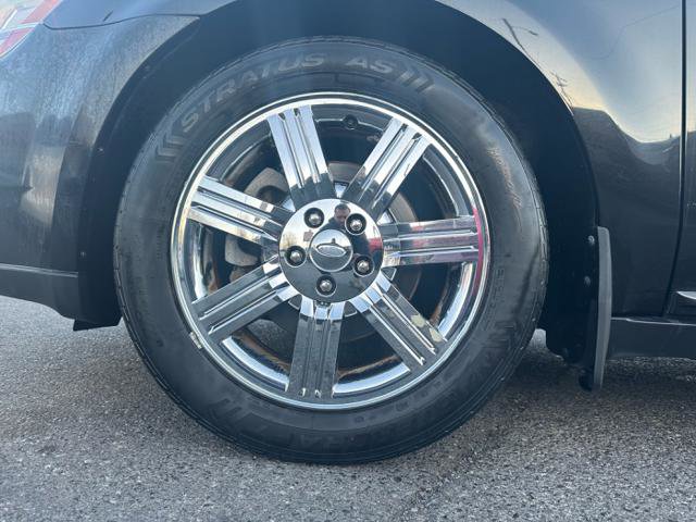 Used 2009 Ford Taurus Limited image 23