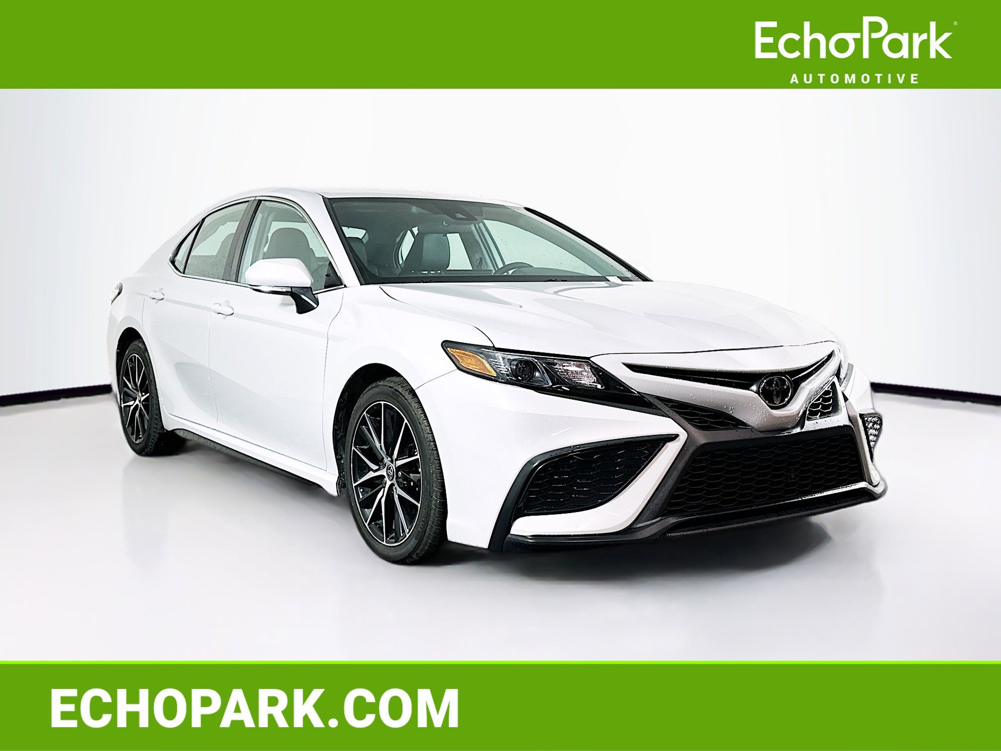 Used 2023 Toyota Camry SE