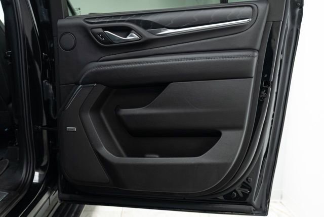 Used 2023 GMC Yukon XL Denali image 29