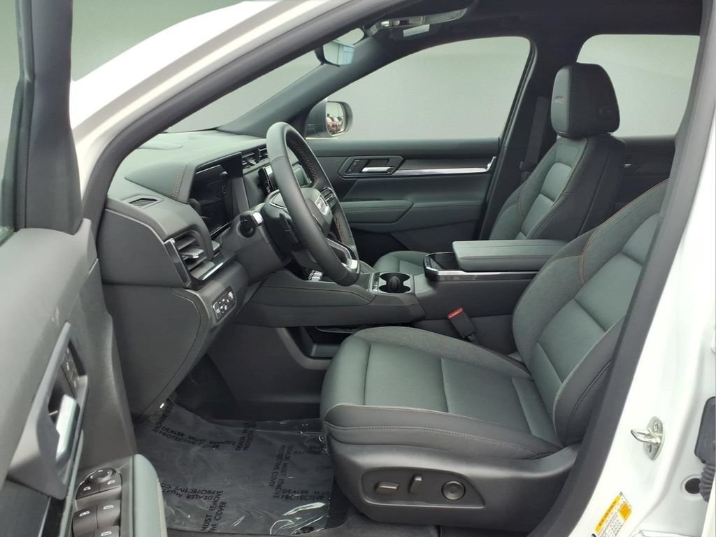 Used 2026 GMC Terrain AT4 w/ Convenience Package III AWD/4WD image 4