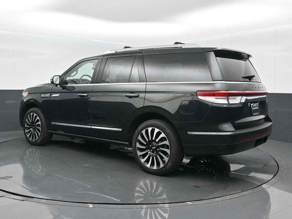Used 2023 Lincoln Navigator Black Label AWD/4WD image 6