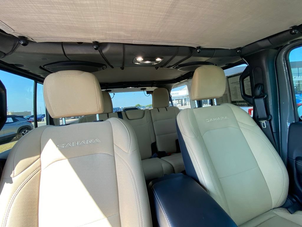Used 2022 Jeep Wrangler Unlimited Sahara AWD/4WD image 27