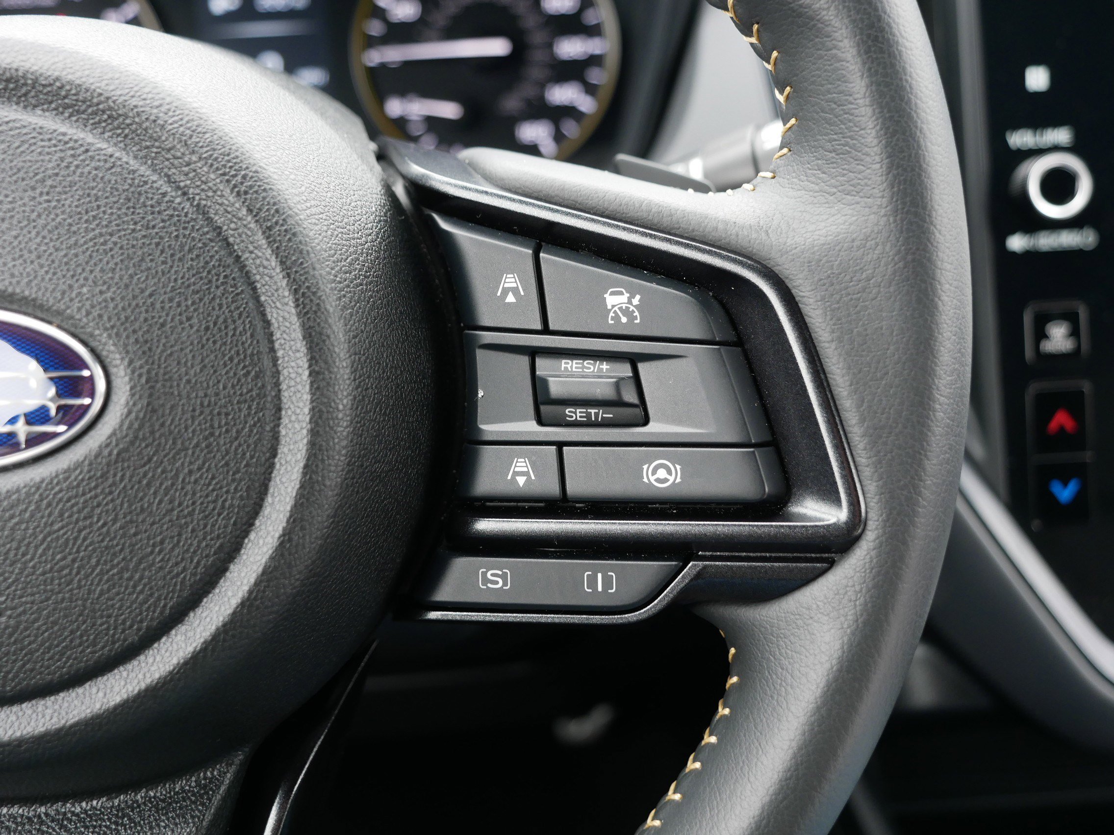 Certified 2025 Subaru Crosstrek 2.5i Sport w/ Crosstrek Mirror Package image 30