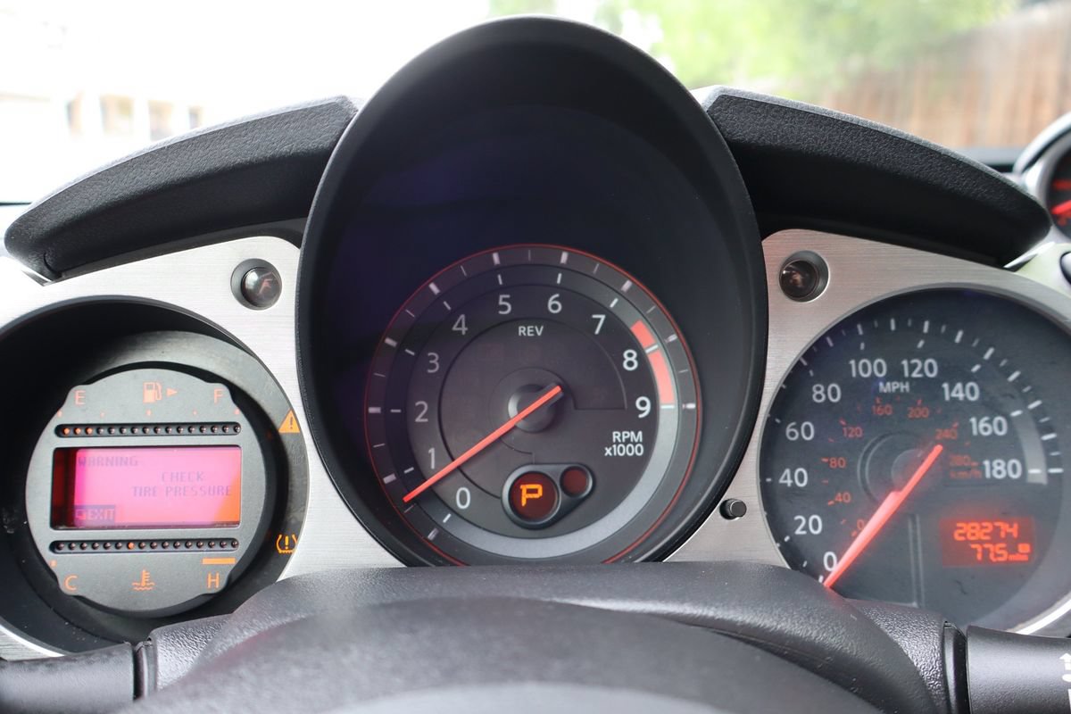 Used 2019 Nissan 370Z Touring RWD image 26