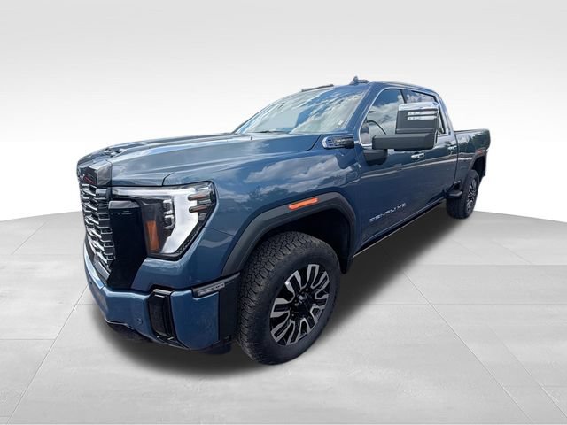 Used 2025 GMC Sierra 2500 Denali Ultimate w/ Max Trailering Package AWD/4WD video 4