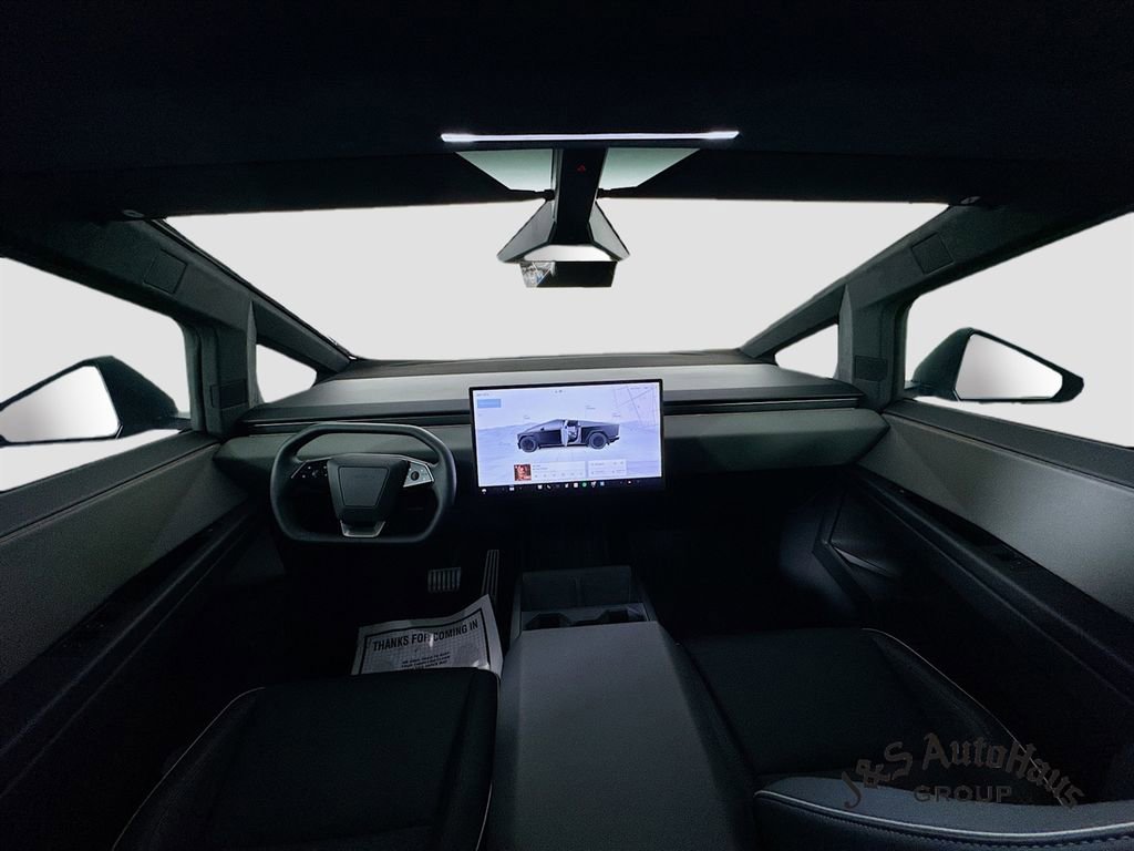 Used 2025 Tesla Cybertruck AWD Crew Cab image 28