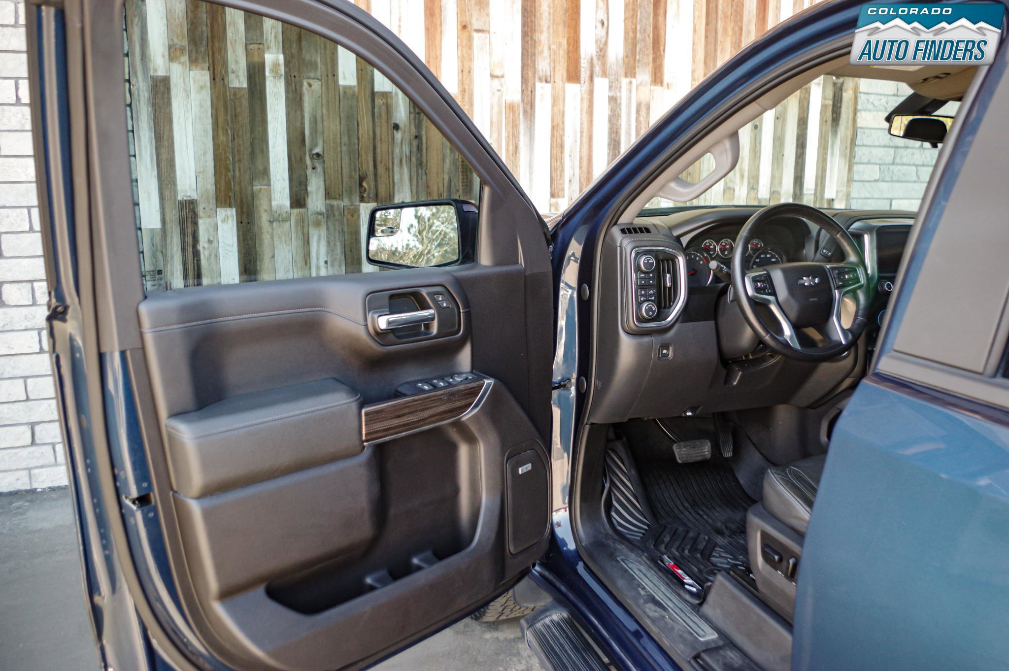 Used 2020 Chevrolet Silverado 1500 LT Trail Boss image 10