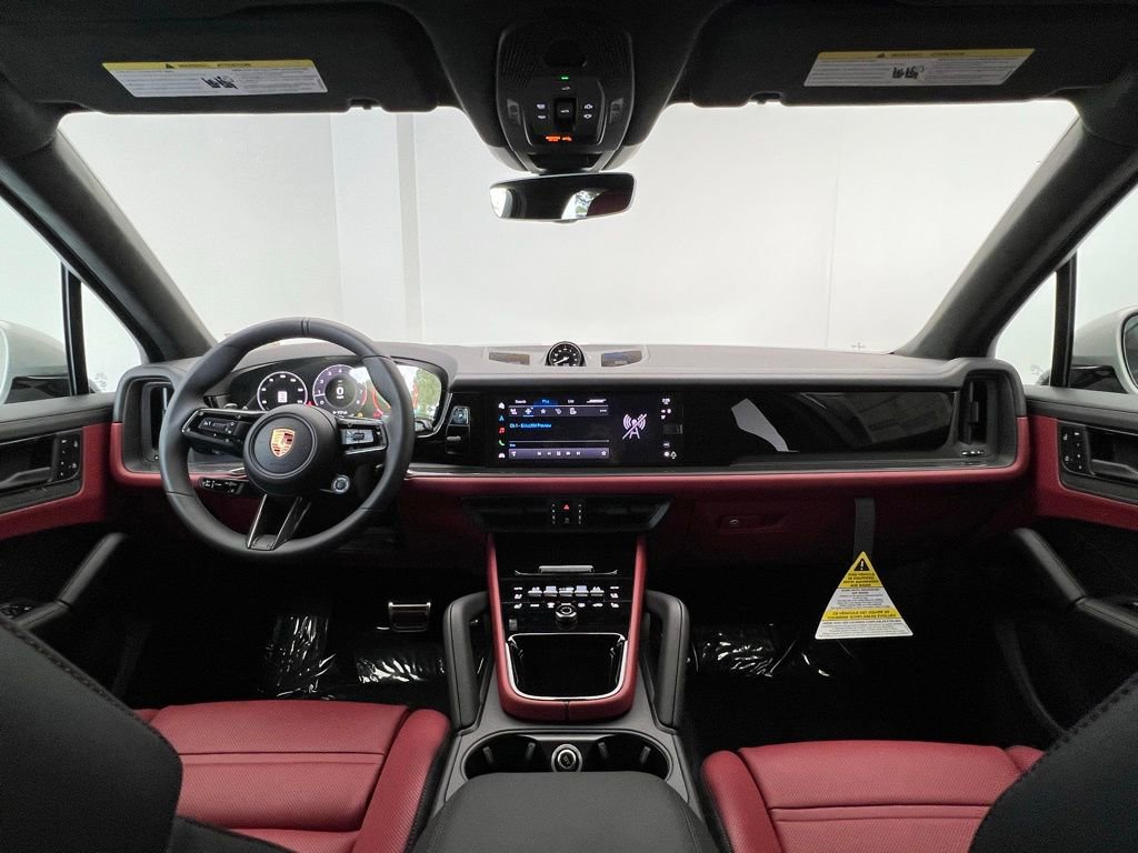 New 2025 Porsche Cayenne GTS image 6