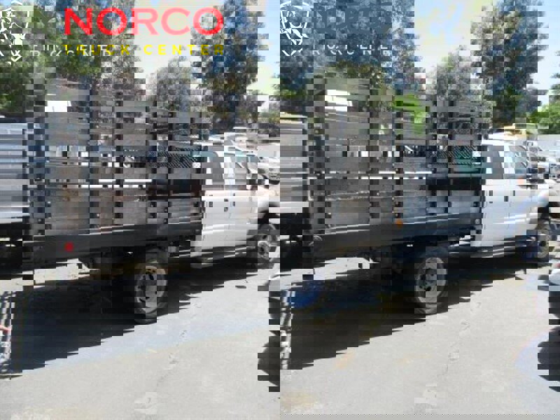 Used 2012 Ford F550 2WD Crew Cab Super Duty image 5