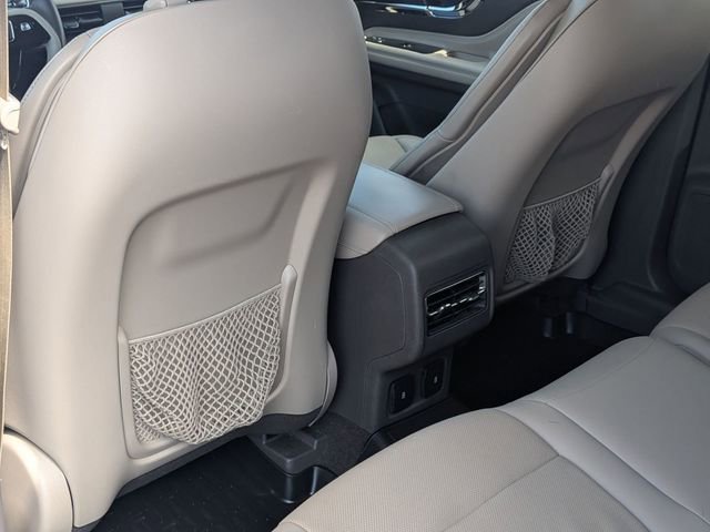 Used 2023 Lincoln Corsair Reserve w/ Towing Package AWD/4WD image 27