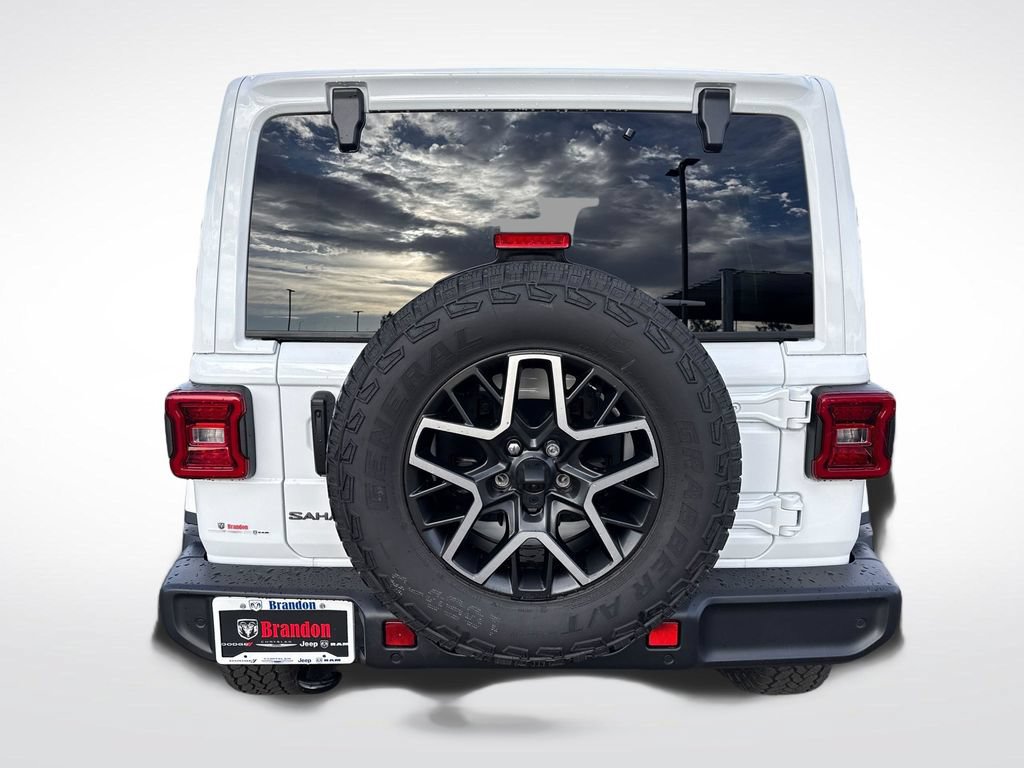 New 2027 Jeep Wrangler Unlimited Sahara AWD/4WD image 4