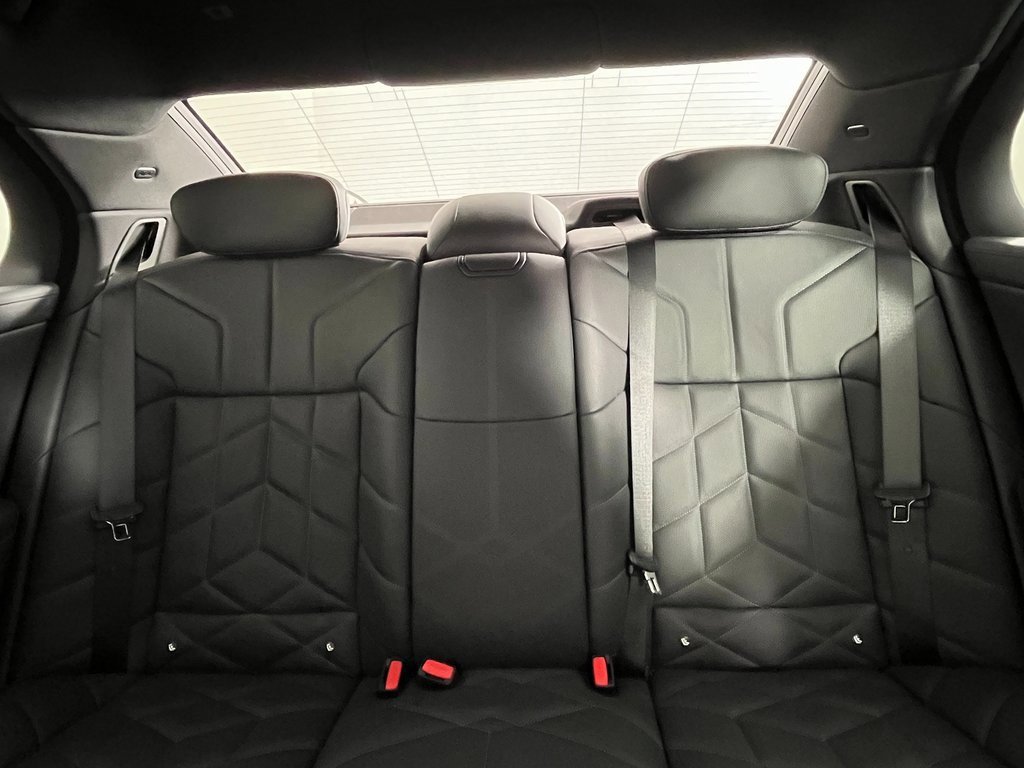 Used 2025 BMW 760i xDrive 760i xDrive w/ Premium Package image 20