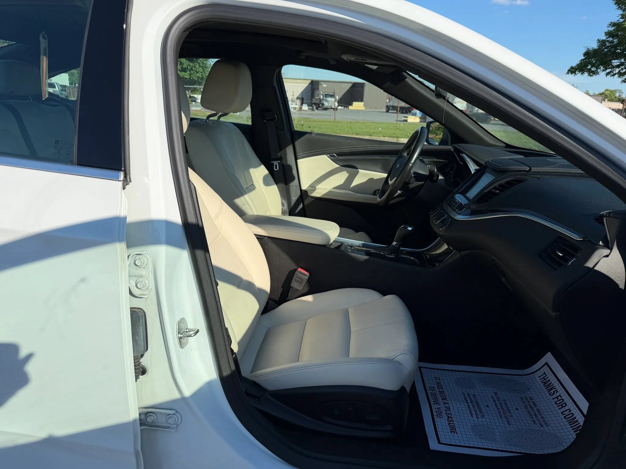 Used 2018 Chevrolet Impala LT w/ Sunroof and Spoiler Package FWD image 12